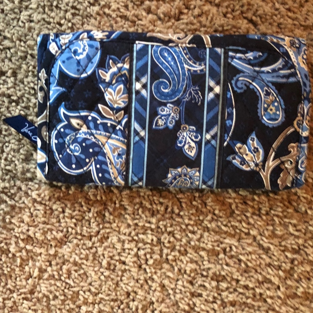 Vera Bradley wallet